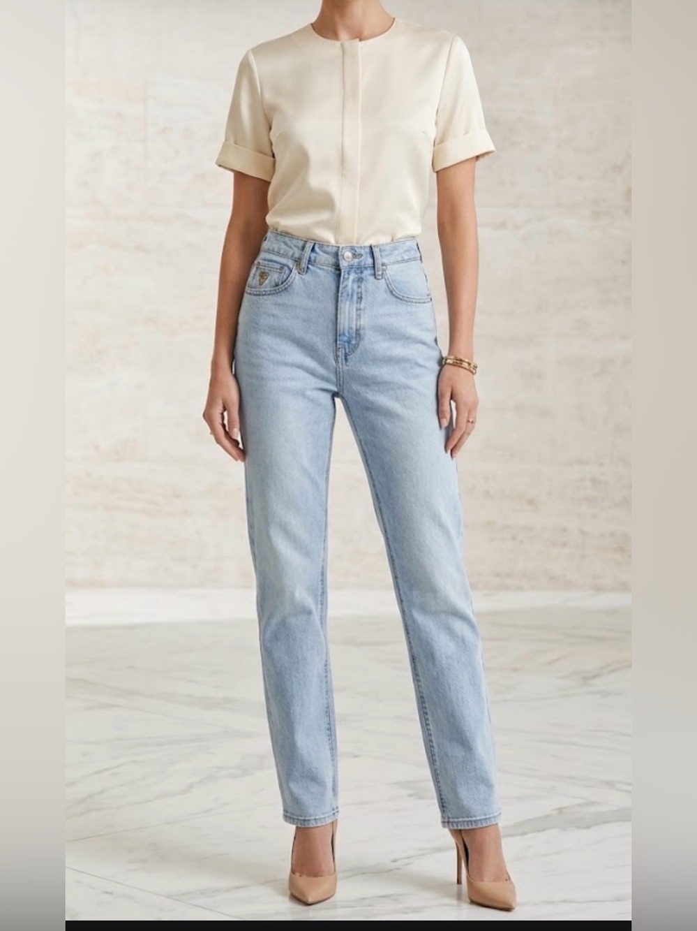 VINTAGE LOOK High-Rise Light Blue Wash Women’s Jeans